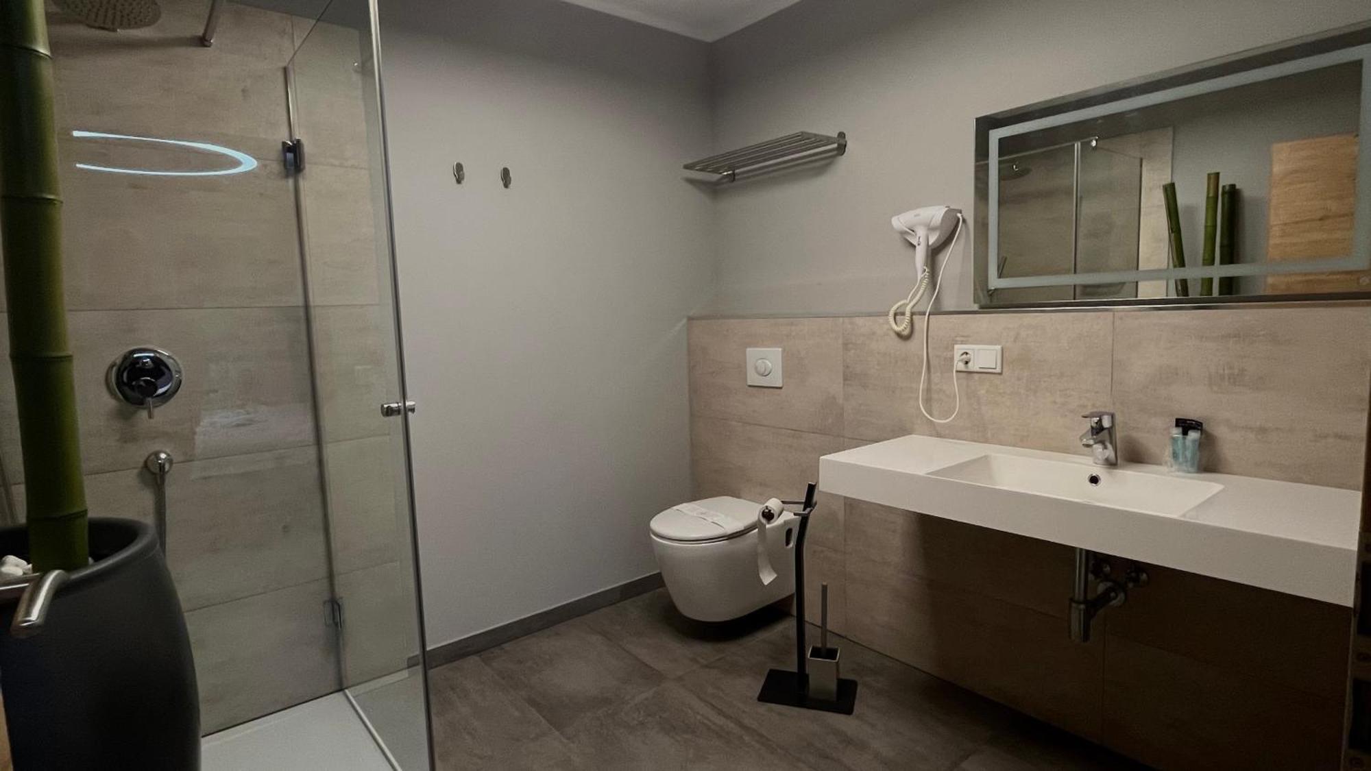Vitalounge Sports & Spa Hotel Gelsenkirchen Exterior photo